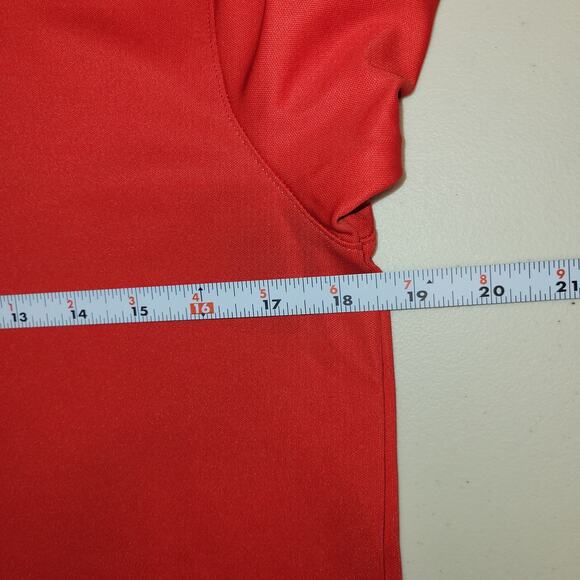 Under Armour Polo Shirt Loose Red Short Sleeve Heatgear 3 button Mens Small New - Picture 9 of 11